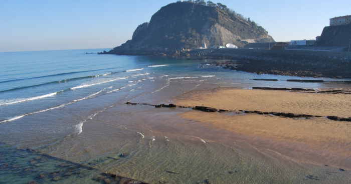 Playa Gaztetape, Getaria, Guipúzcoa / Fuente: mapama.gob.es