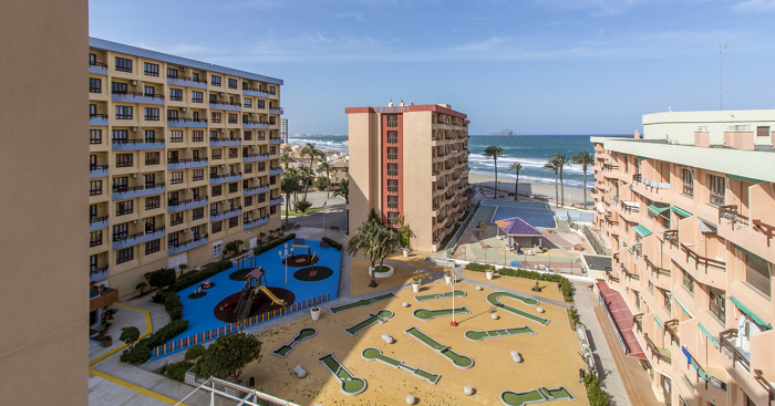 Apartamentos à venda à beira-mar Casas à venda em Espanha com vistas para o mar
