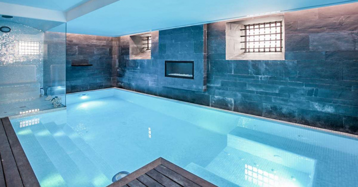 Your private chill-out zone in your own back yard