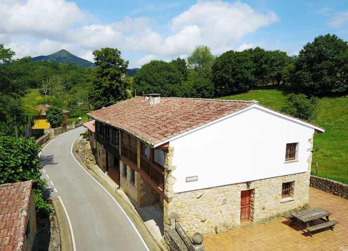 This entire Spanish village is for sale in Asturias — idealista