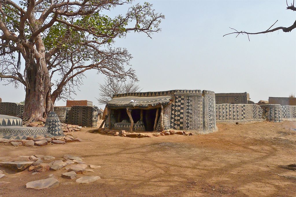 El pueblo africano en el que las casas son obras de arte (fotos) — idealista/news