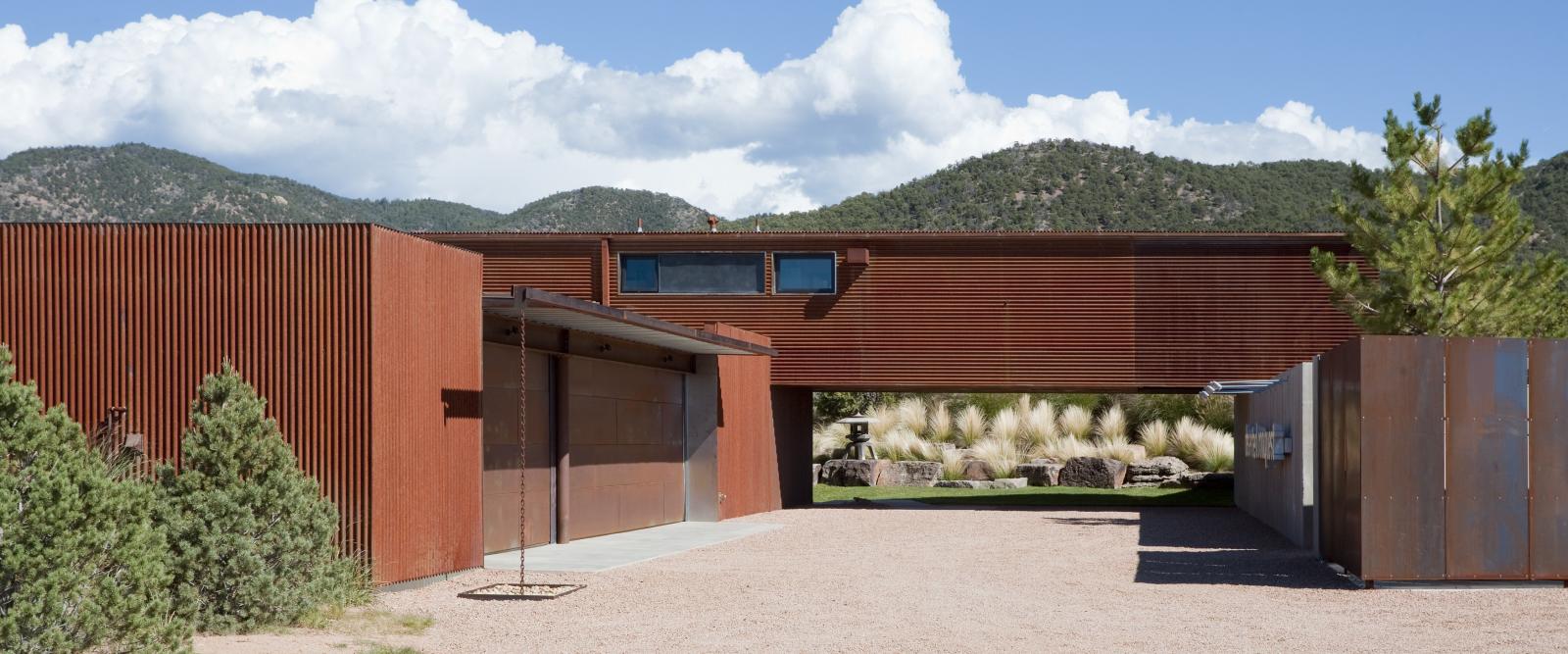 Diez casas en mitad del desierto por las que renunciarías a la