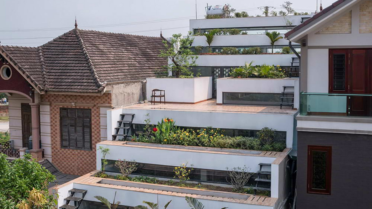 la espectacular casa con nueve terrazas en forma de escalera y un