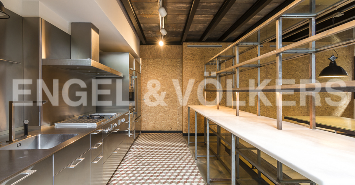 Rebajas en el precio de la vivienda en venta de Bimba Bosé en Madrid