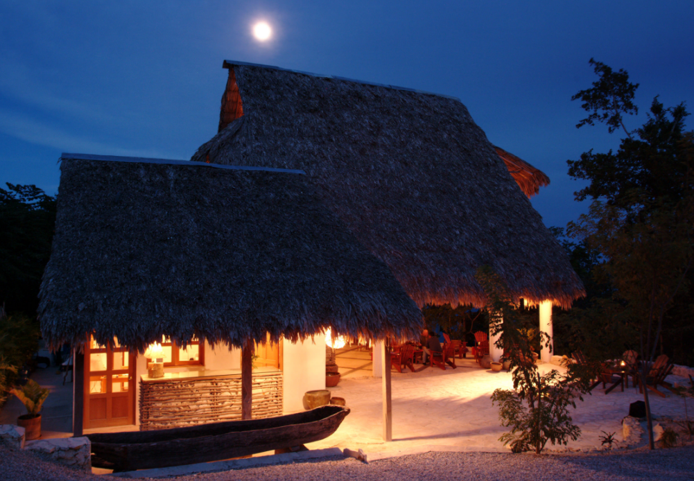 Con forma de cabaña