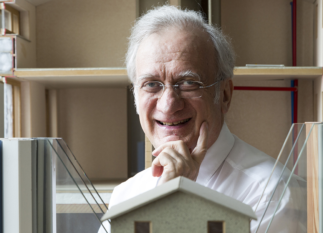 El fundador del Passivhaus: “Tenemos 40 años para transformar el sistema energético en una economía renovable"