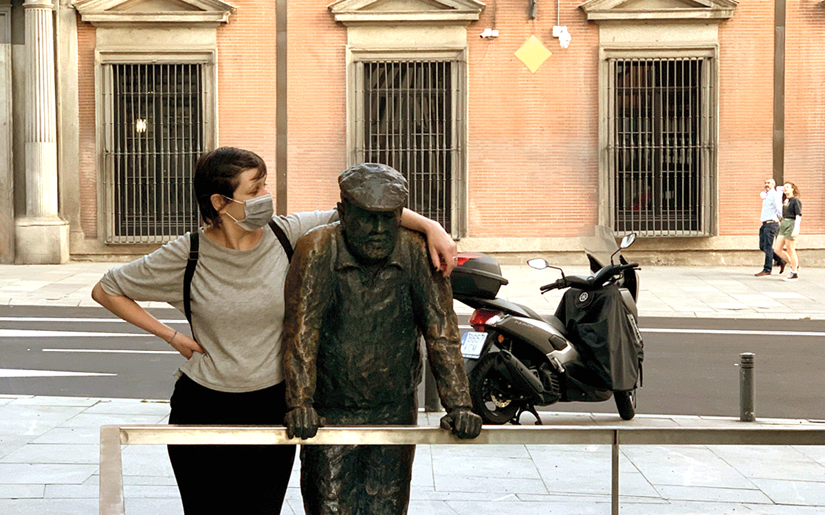 El vecino curioso. Salvador Fernández-Oliva (Madrid, 1960) El vecino curioso. Salvador Fernández-Oliva (Madrid, 1960)