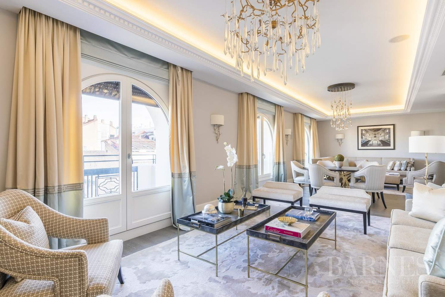 El alquiler de lujo en Madrid: de los 3.000 euros al mes por un piso a los 7.000 euros de un chalé — idealista/news
