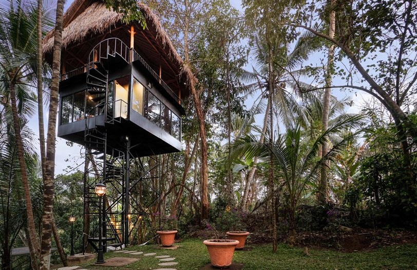 Se sube por una escalera de caracol