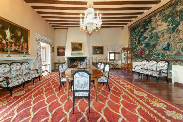 Este palacete del siglo XVI está a la venta en idealista por menos de