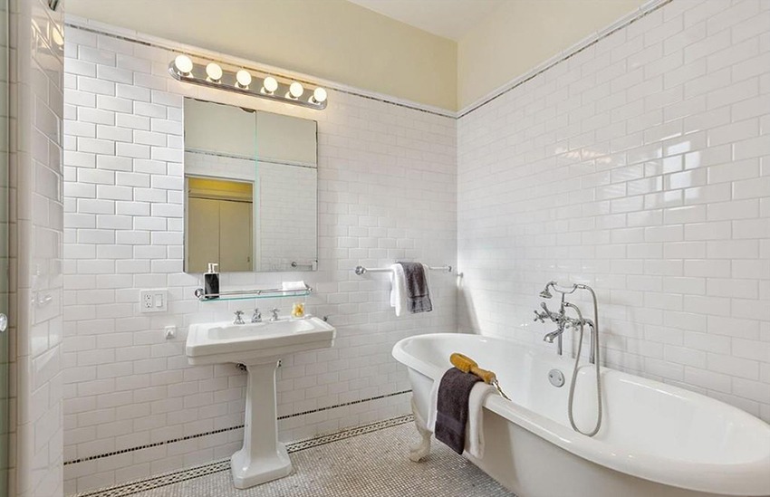 Baño / Hatvany/Realtor