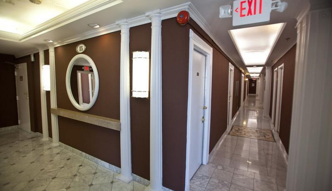 Hotel Cecil