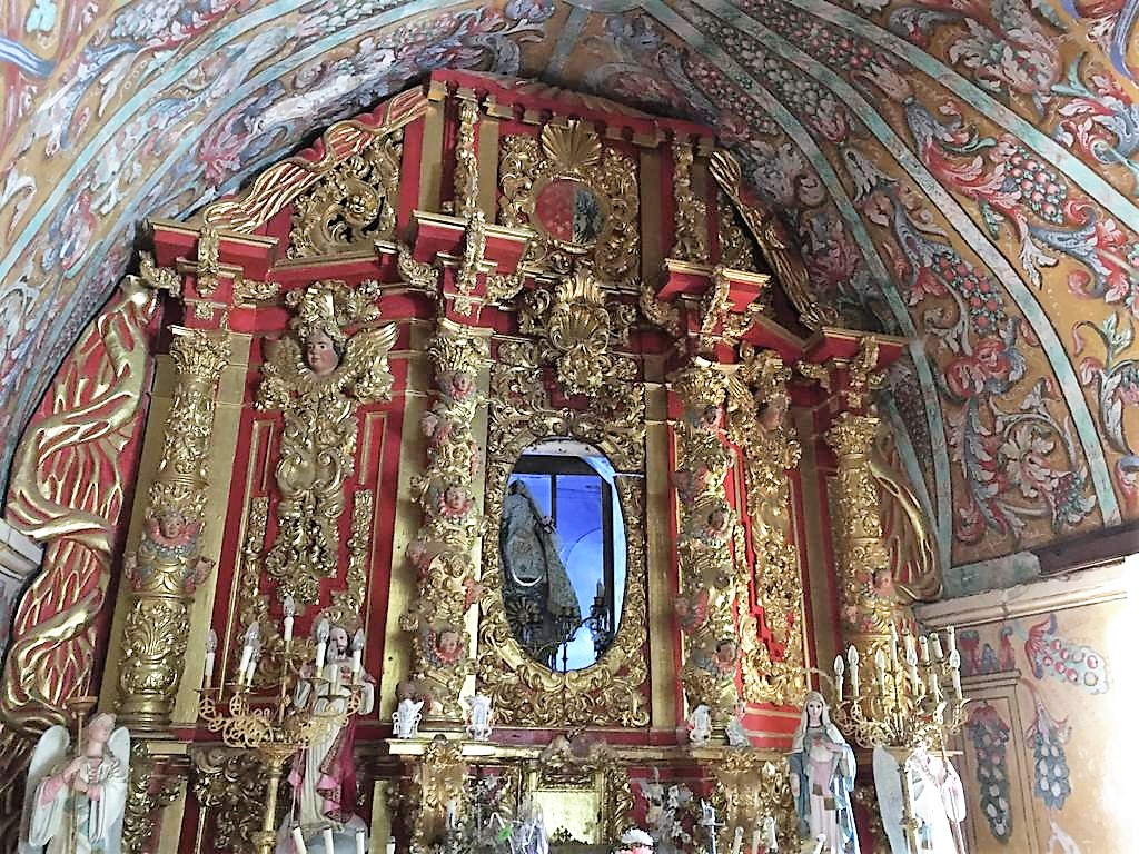 Custodia la imagen de la patrona local