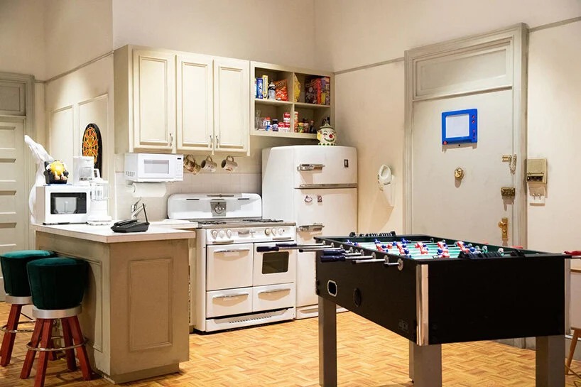 Booking/The Friends Experience