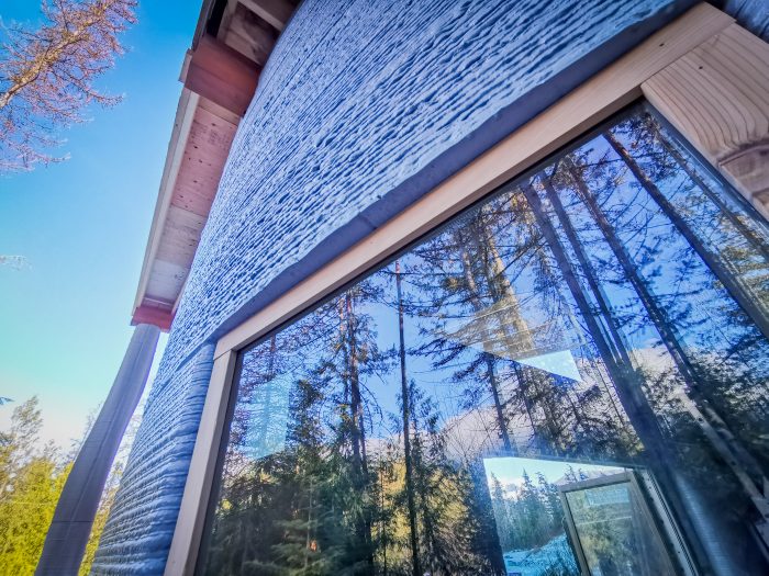 Un gran ventanal para potenciar la luz natural