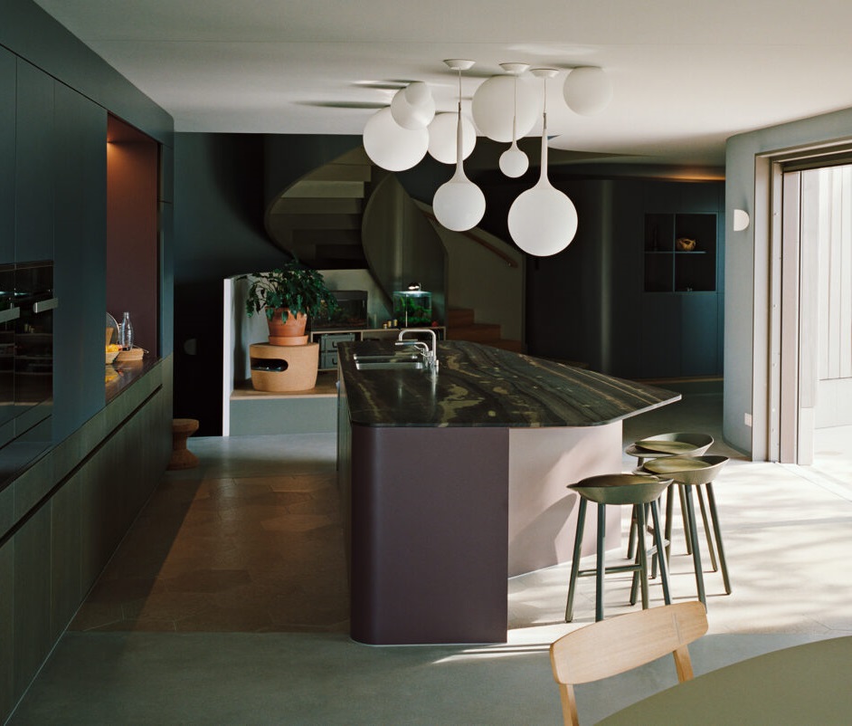 La casa tiene 350 m2