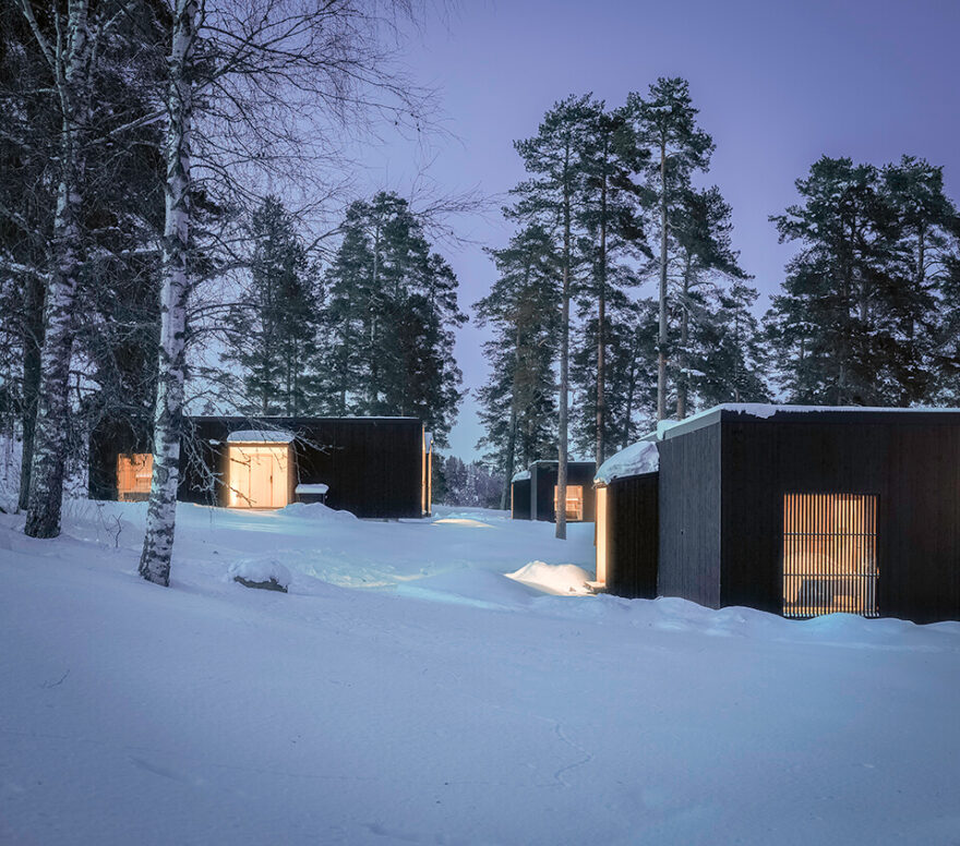 El diseño tiene forma de U