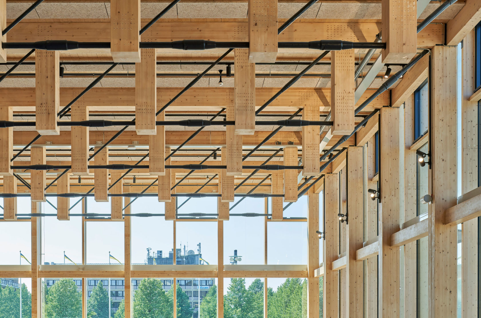 Es el segundo rascacielos de madera con huella de carbono cero más alto del planeta