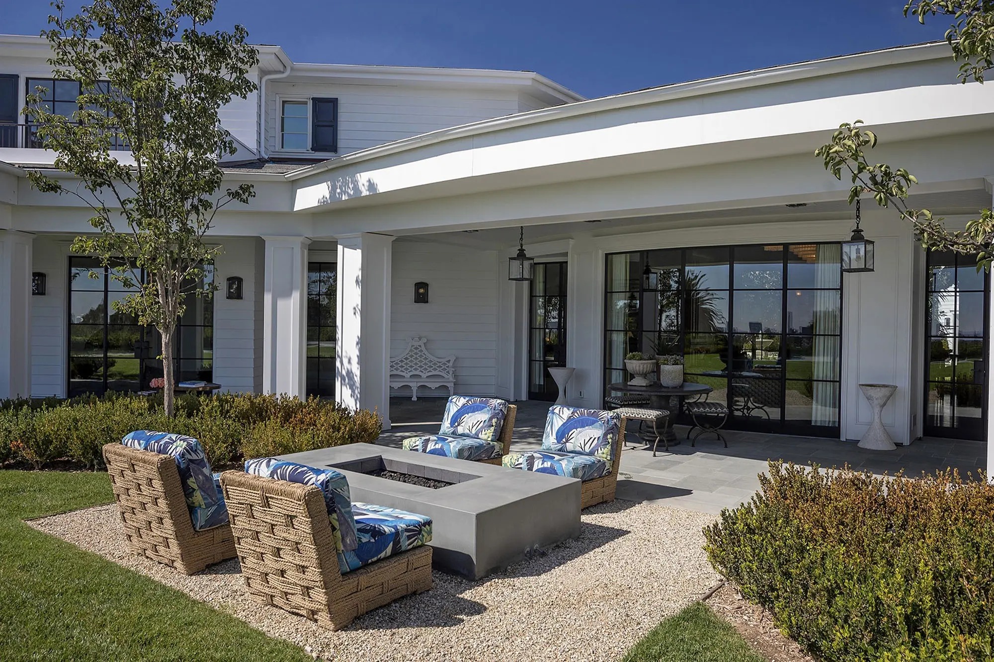 The Grosby Group / Brackgrid