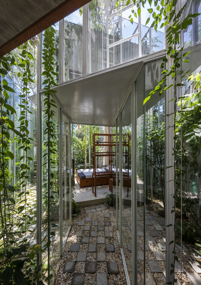 Pasillo con dormitorio al fondo