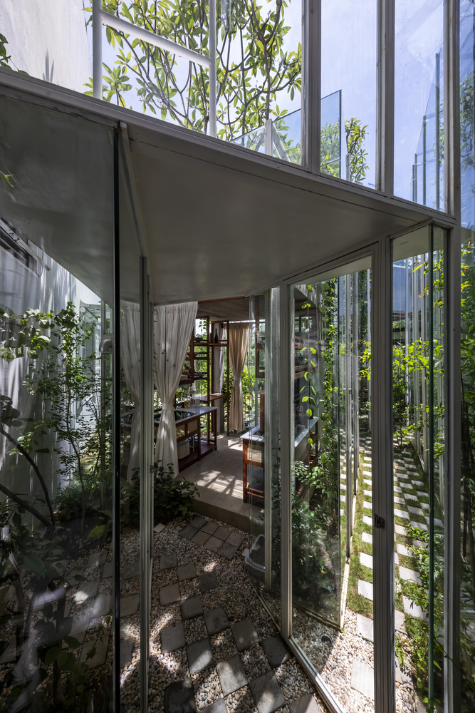 Cocina con vistas al jardín