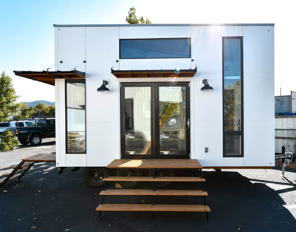 Entrada con escaleras