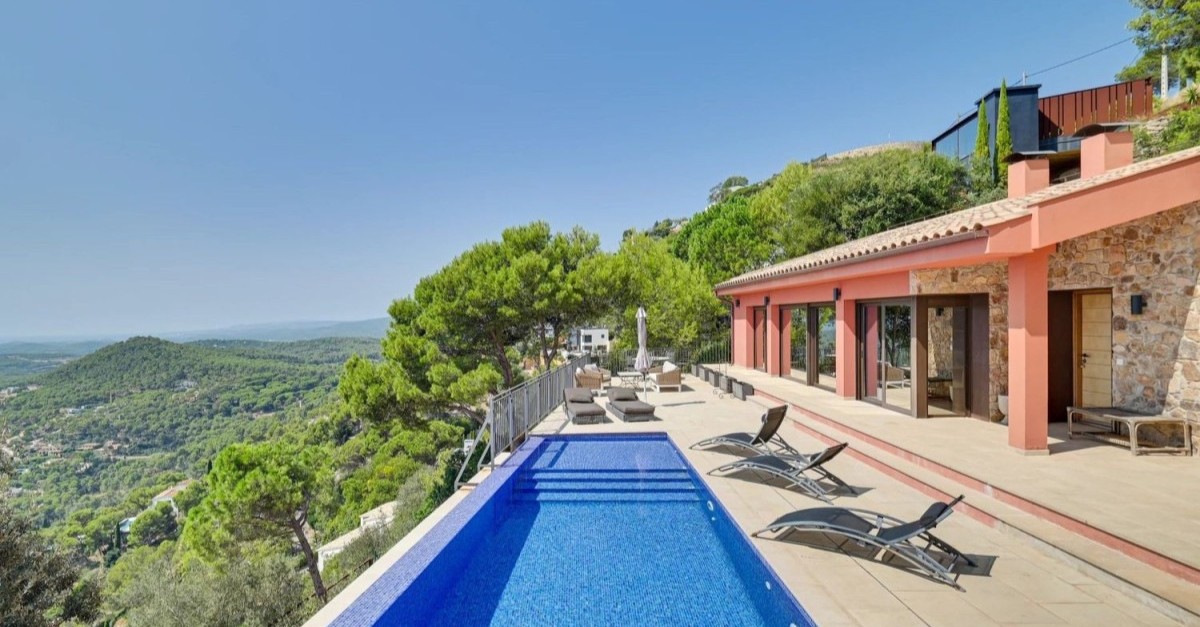 Property for sale on the Costa Brava