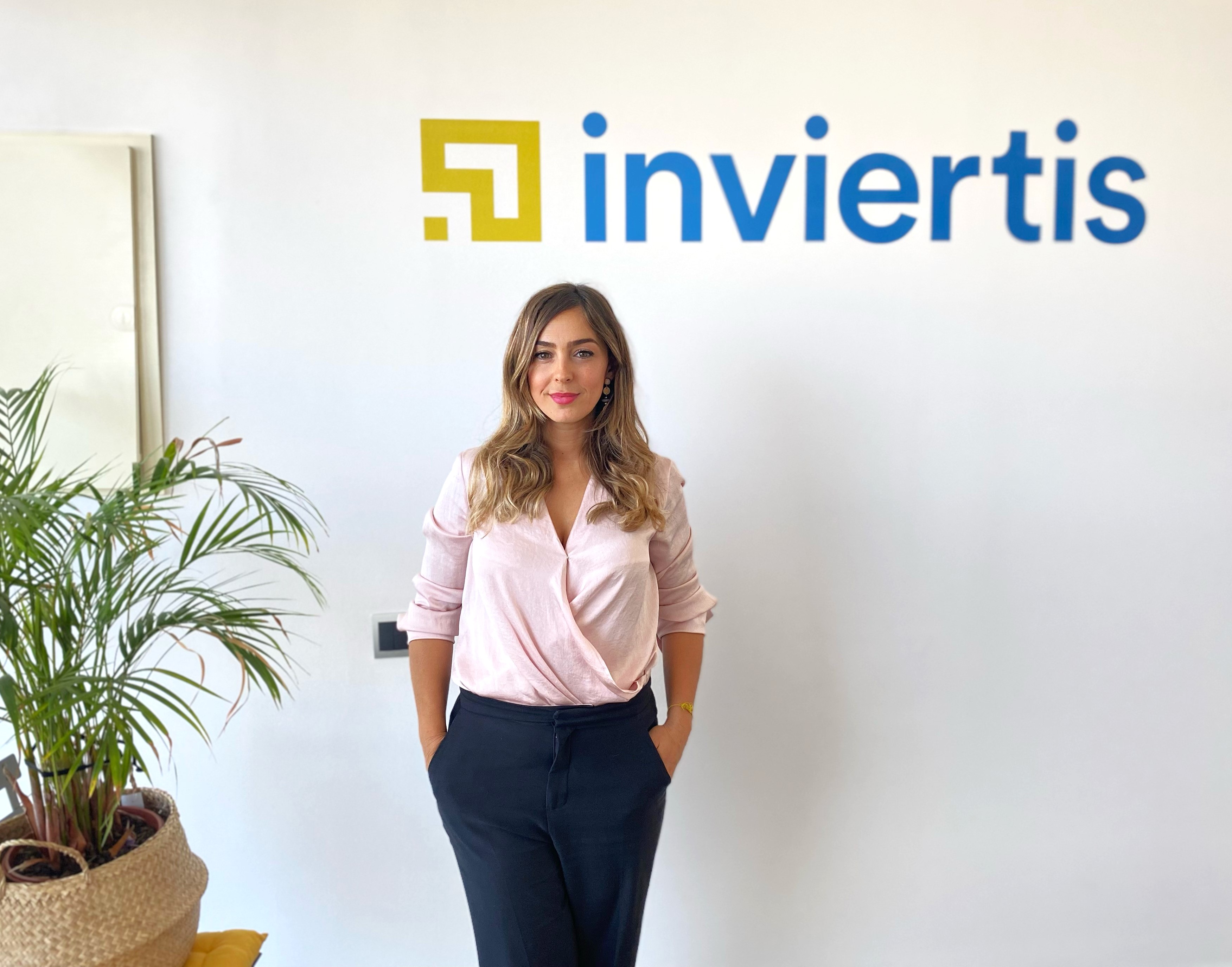 Entrevista a Rebeca Pérez, CEO y fundadora de Inviertis