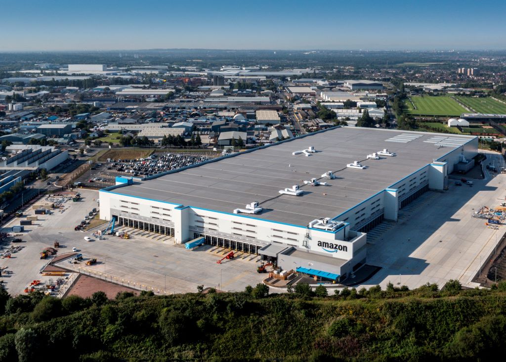 Nave logística que ha comprado Amancio Ortega