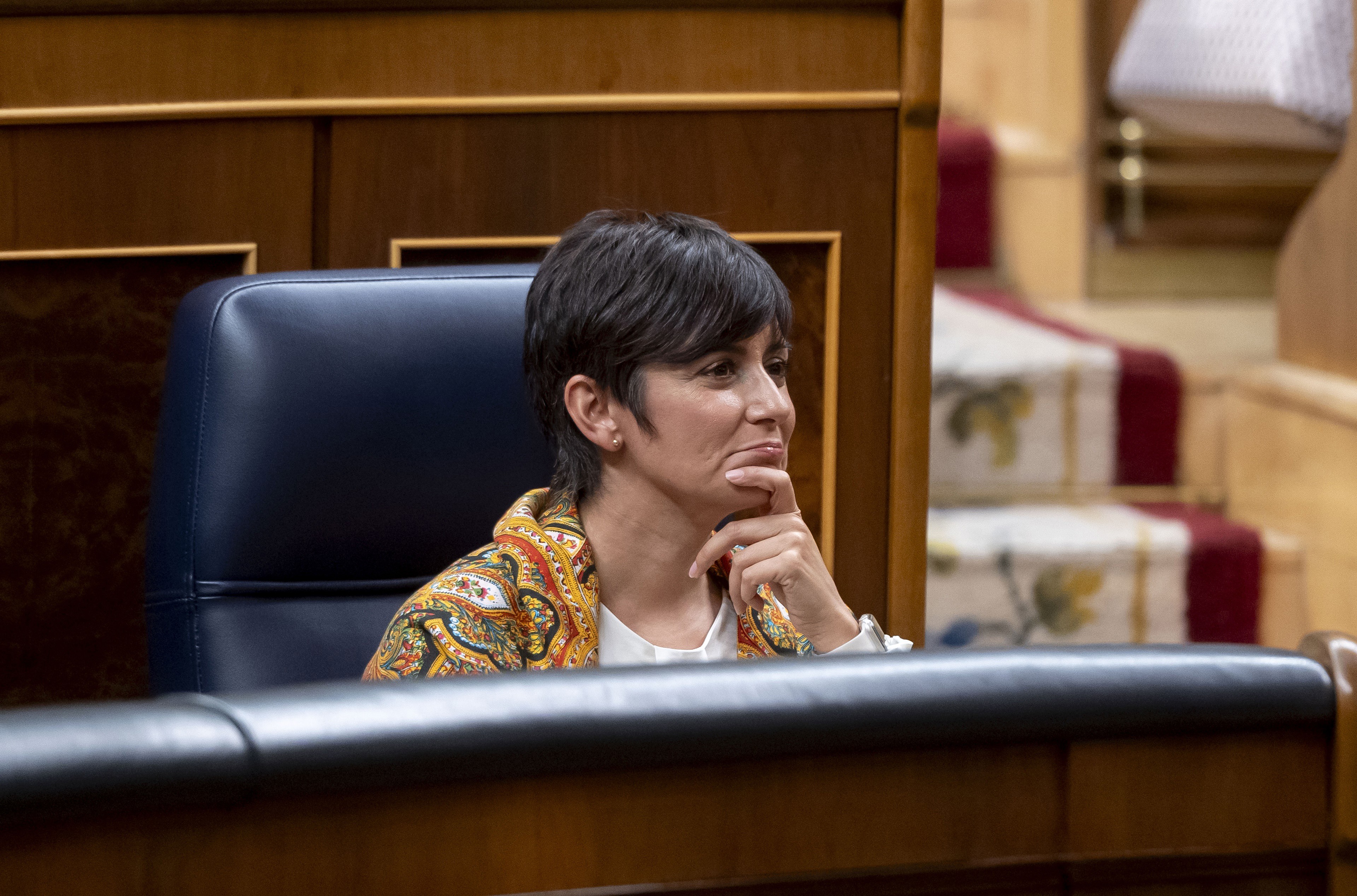 La ministra de Vivienda, Isabel Rodríguez, durante una sesión plenaria en el Congreso de los Diputados, a 11 de noviembre de 2025, en Madrid (España).