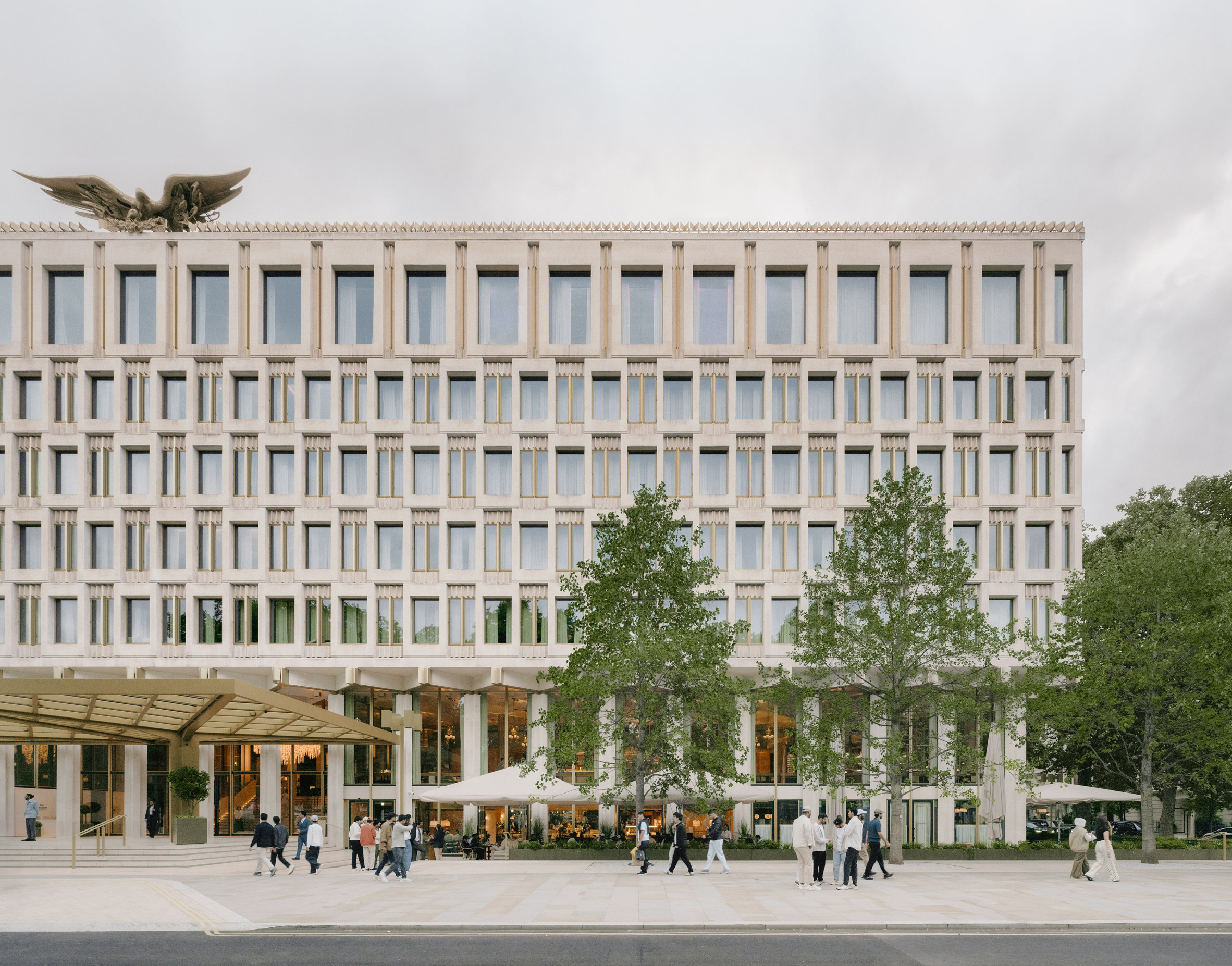 El antiguo edificio de la embajada de Estados Unidos en Mayfair se ha rehabilitado y convertido en un hotel de lujo.