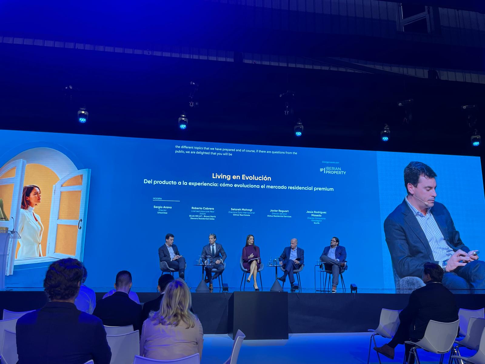 Sergio Arana (Urbanitae), Roberto Cabrera (Brown Harris Stevens), Setareh Mohregi (Gilmar), Javier Reguart (Alatus) y Jesús Rodríguez Maseda (Savills)