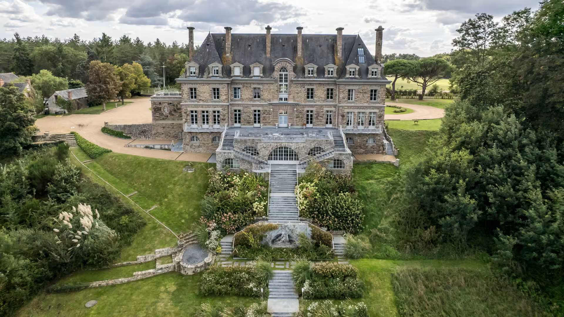 Histórico castillo francés a la venta