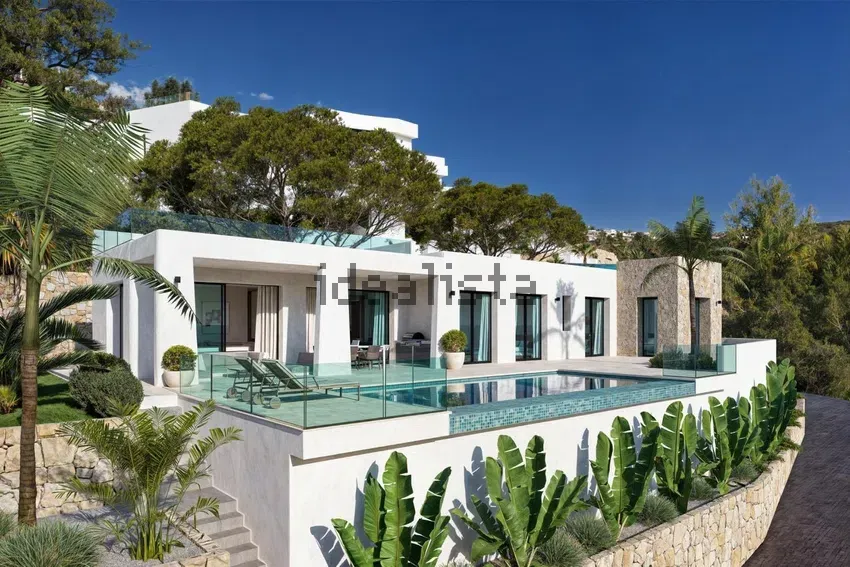 Casa independiente en Cometa-Carrió