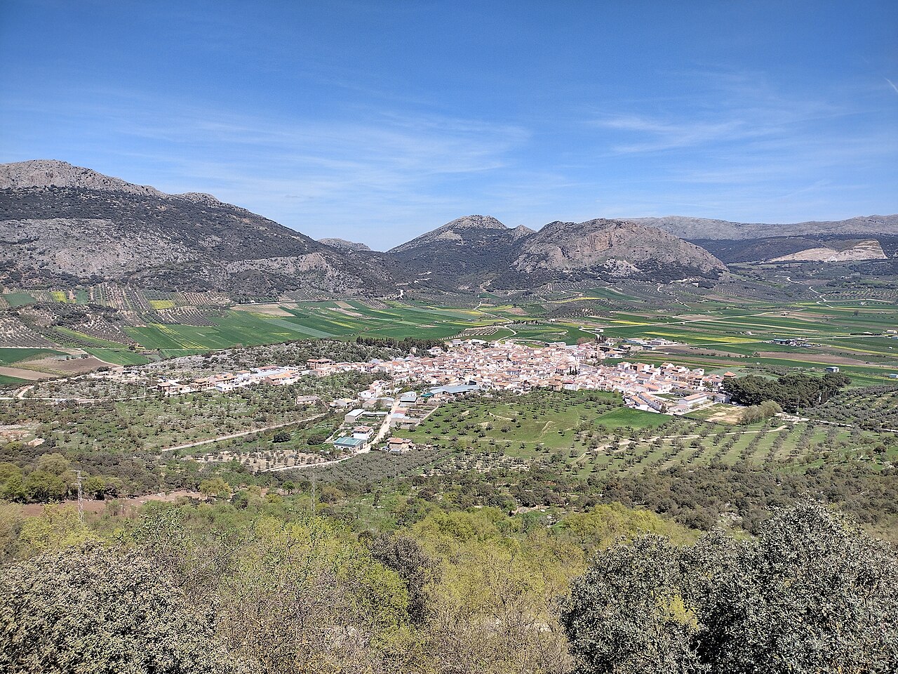 pueblo mas alto de malaga