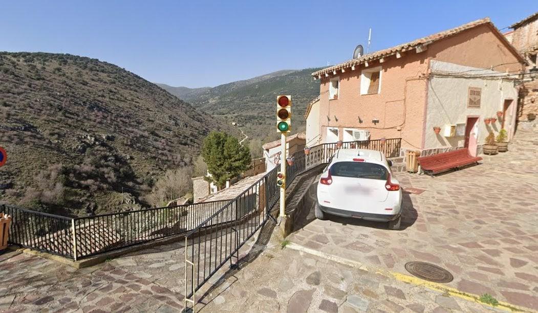 El pueblo más pequeño del mundo con semáforos está en España y tiene solo 30 habitantes