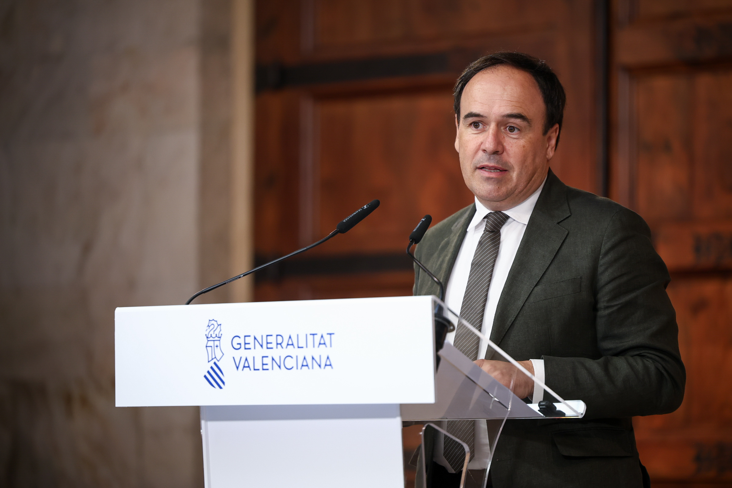 La Generalitat Valenciana prepara un servicio para desalojar las casi 1.900 viviendas públicas okupadas