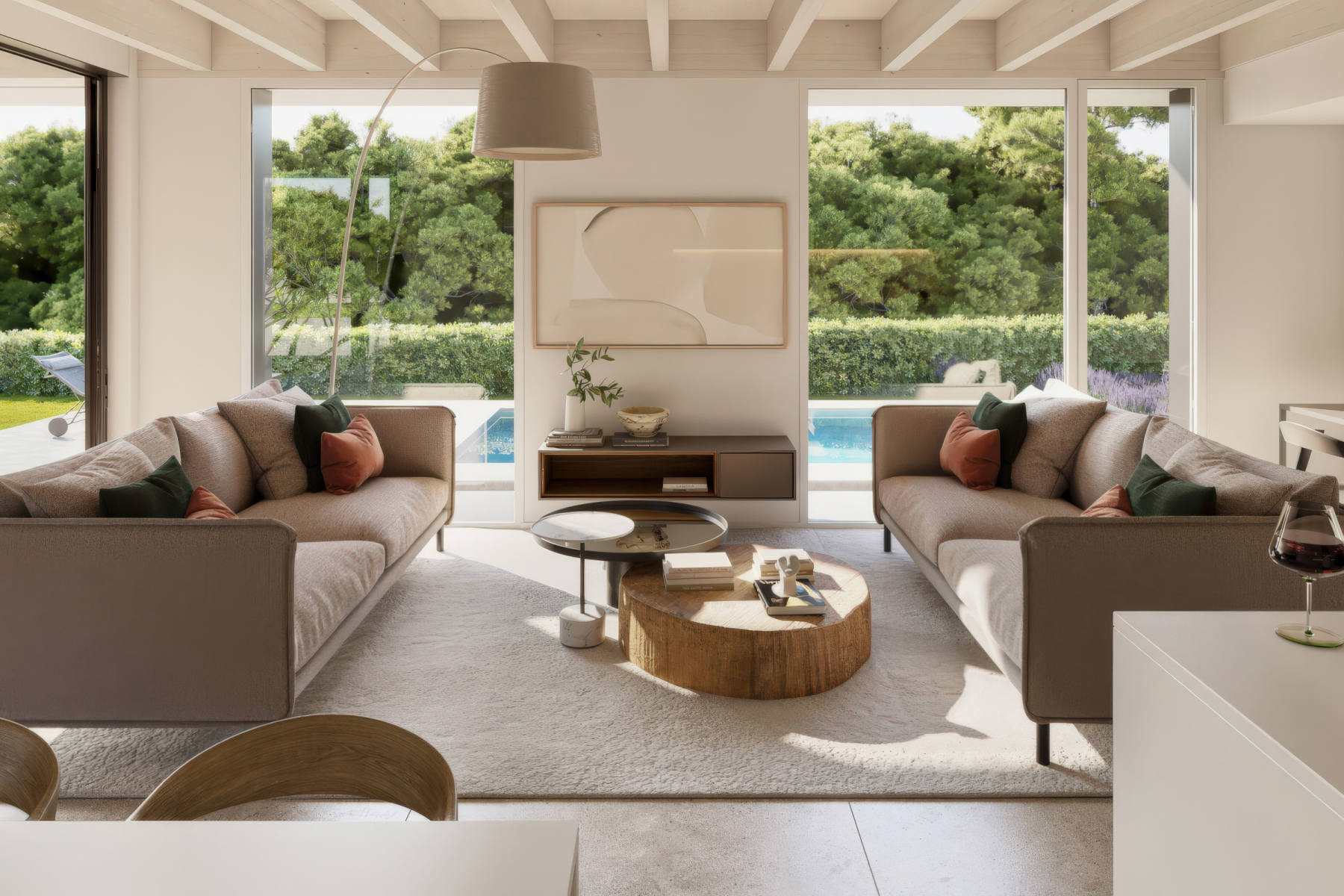 El arte de decorar una vivienda de lujo compartida en verano