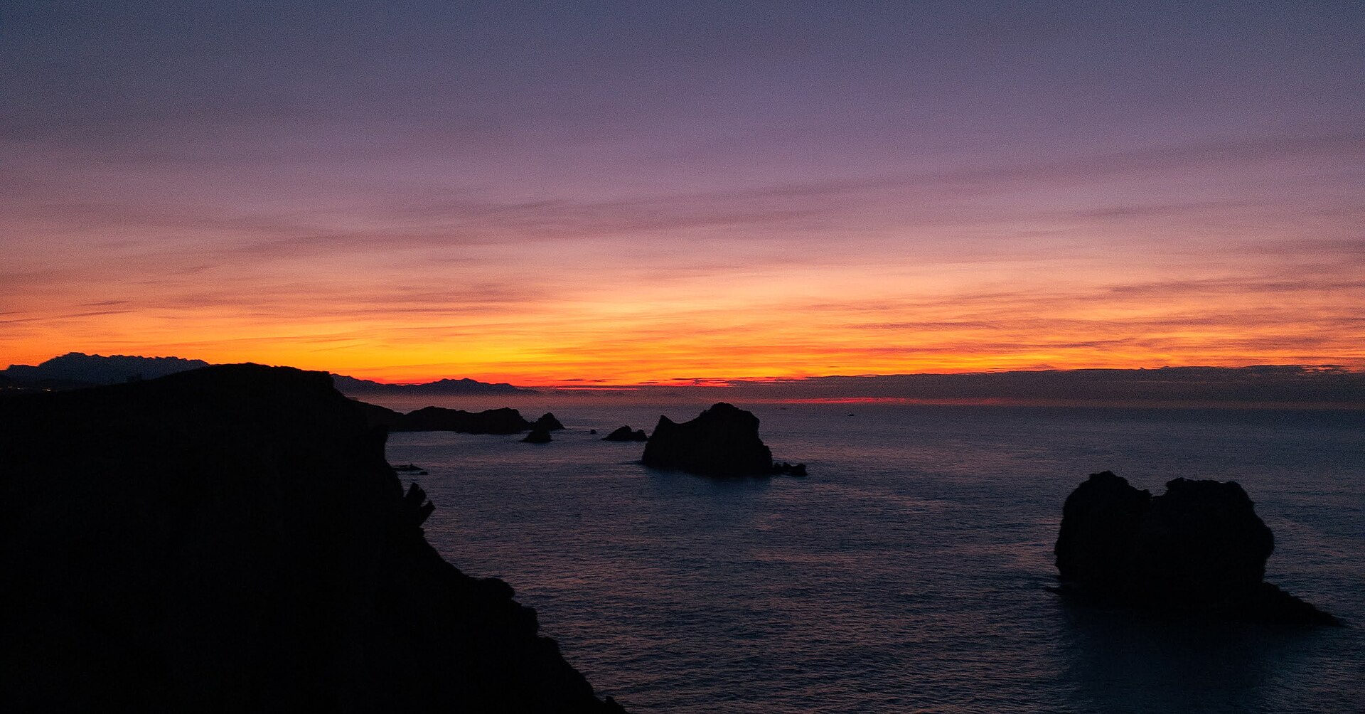 La ruta de Cantabria que recorre un Geoparque de la Unesco entre acantilados y playas