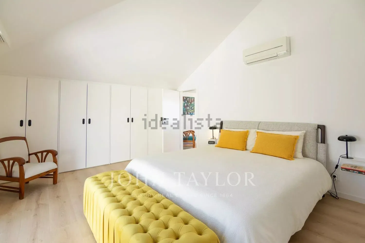 Dormitorio ordenado