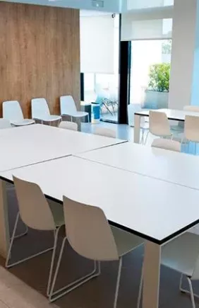 Oficina en La Pobla de Vallbona, València - 1.600.000 eur