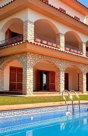 Logement à Oropesa del Mar, Castellón - 3 000 000 euros