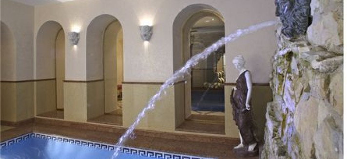 hotel-praga-piscina