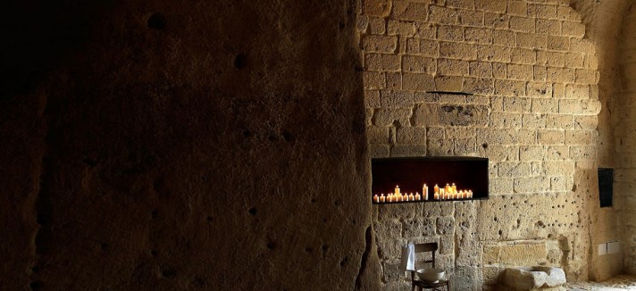 Le-Grotte-Della-Civita3