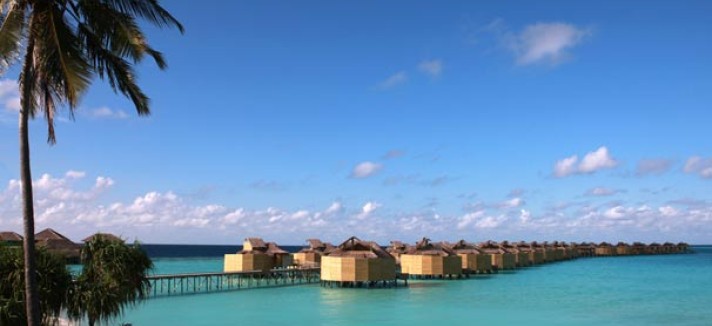 Jetty-View-to-the-Water-Villas_0