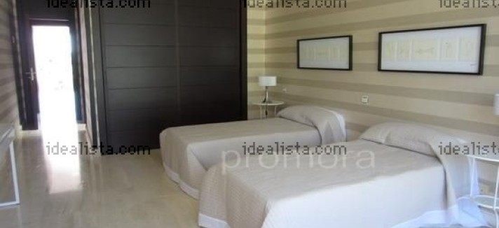 g_31645100