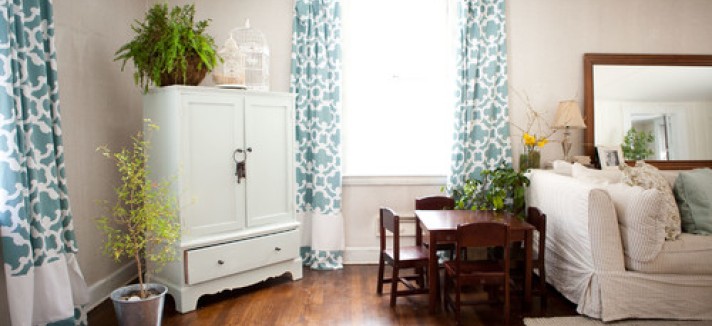 curtain-transitional-living-room