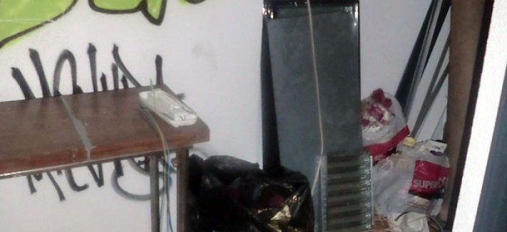 09