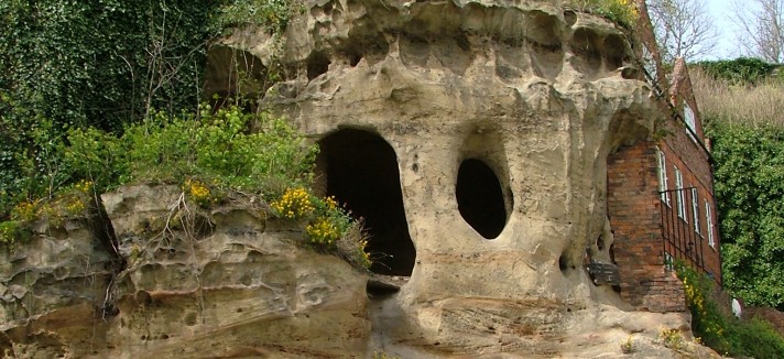 nottingham_castle_caves_01