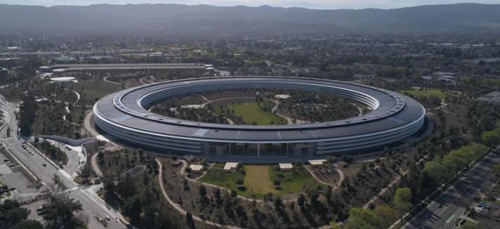 Es obra del famoso Norman Foster